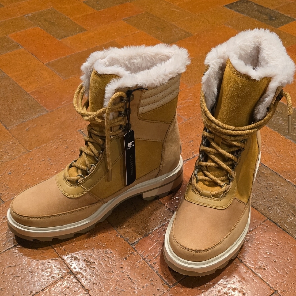 Sorel Lennox Lace Cozy Waterproof